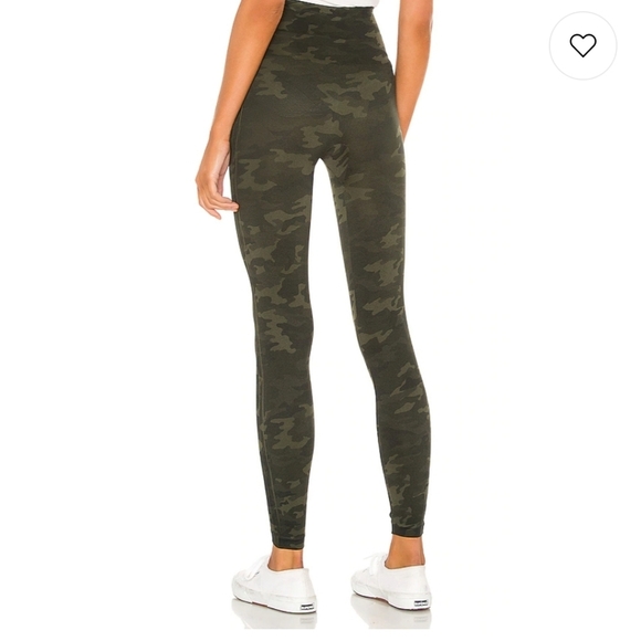 Spanx Look at Me Now Seamless Leggings Medium Camo - Picture 2 of 6